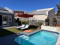 Family Home in West Beach, Blouberg - Chambres d’hôtes Le Cap