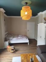 Double Room with Shared Bathroom and shared Kitchen