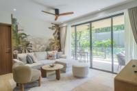 Laguna Beachfront 3BR Cozy Condo - Bed and Breakfast Bang Tao Beach