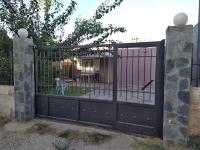 Private Little House in Lagonisi - B&B Áyios Nikólaos