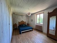 Queen Room with Garden View