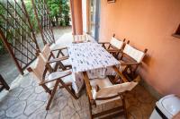 The Family Courtyard - Very LARGE 2BD Apartment by Flat Manаger - B&B Ravda