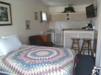 Bishop Village Motel, Motels - Bishop