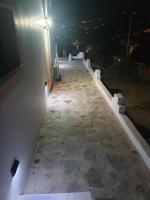 Kanari Holiday Home - B&B