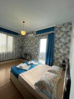 Camera Matrimoniale Deluxe con Balcone e Vista Mare