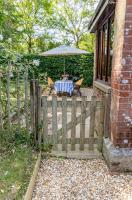 Historic 2 bed gatehouse in private parkland - B&B Brockenhurst