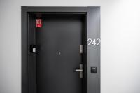 Srebrzyńska Comfort Apartment by BookingHost - B&B Lodz