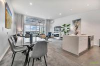 Skyline Serenity Two-Bedroom Waterfront - B&B Auckland
