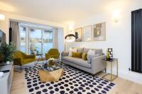 The Melbray Gem - 2BDR Apartment with Courtyard - Chambres d’hôtes Londres