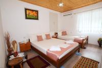 Chambre Triple avec Salle de Bains