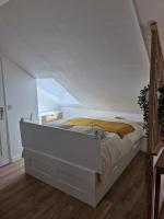 One-bedroom Loft Apartment 