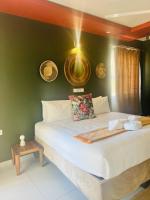 Deluxe Double Room with Shower
