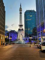 A Robins Nest with FREE parking in Downtown Indy - B&B Indianápolis