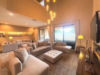 Beautiful Home w 3 En Suites & Breathtaking View - B&B Orlando