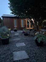 The Cabin At The Lodge - B&B Naas