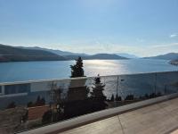 Apartment mit 2 Schlafzimmern, Terrasse und Meerblick