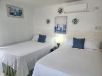 Pearl of The City BLUE PEARL - B&B Kingston