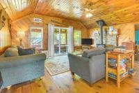Rustic Cabin Retreat on Rangeley Lake! - Bed and Breakfast Rangeley