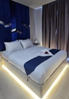 Risa Formosa, studio 25-10 - B&B Jodoh