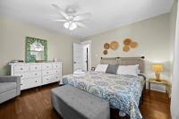 Walk to Churchill & Cardinal Stadium Near SDE - Bed and Breakfast Louisville