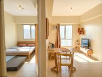 Bohemian Getaway 1 BEDROOM By LivingRoom - B&B Cebu City