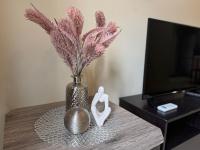 Modern Nest 1 BEDROOM by LivingRoom - Bed and Breakfast Cebu City