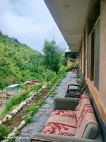 Tirthan Hill Wander Stay - Chambres d’hôtes Banjār