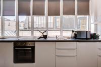 Montmartre Stylish and bright 3BD with terrace - Chambres d’hôtes Paris