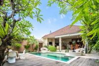 Villa CC- Cosy 2bdrs villa - enclosed and open living area - Chambres d'hôtes Seminyak
