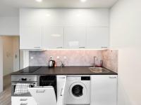 One-Bedroom Apartment 5307