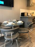 V12 - The View with Hot tub - B&B Bethesda