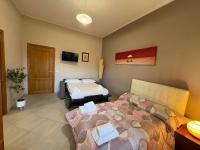 Quadruple Room with Private Bathroom
