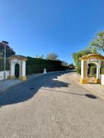 Luxury Modern T2 Ocean View - Free Parking - Pool - B&B Alvor