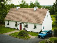 Longford Holiday Red Rose Self Catering Cottage - Bed and Breakfast Longford