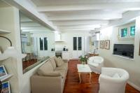 Piazza Navona Ivy Retreat- Under the Roman Light - B&B Roma