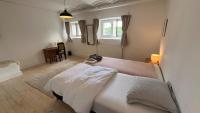 Tweepersoonskamer met Gedeelde Badkamer