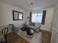 Charming Canterbury Central 3 Bedroom House - Garden views - Bed and Breakfast Hackington