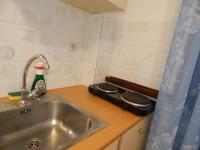 2 Bedroom - Kitchenette
