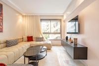 Le yacht apartment oceanfront residence 2 BR 2 BA - B&B