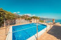 Chambre Triple avec Terrasse