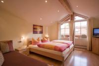 Apartment with 2 bedrooms and 1 children's Room/Balcony with Mountain Views