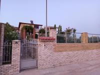 Blue Paradise Villa - Ferienwohnung Karianí