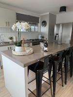 Relax at Jollie-Cozy 3-Bedroom Home, Central Twizel - B&B Twizel