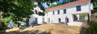 Grande OU petite maison sur 360m2 de jardin clos sans vis à vis - B&B