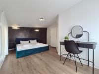 King Room with Mountain View