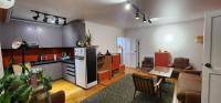 Modern&bright apt next to UN House in city center - Bed and Breakfast Bisjkek
