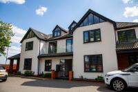 Stunning Penthouse-Style 2-Bed Uxbridge - B&B