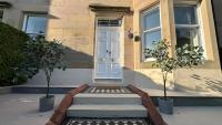Stylish 3 bed 2 bath ground floor main door flat in Marchmont - B&B Edimburgo