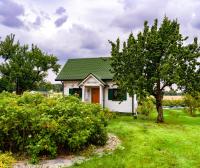Biały Domek w Ogrodzie Różanym - B&B Księża Wola