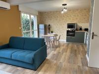 Le Sainte Hélène - Climatisation - Parking privé - Wifi - B&B Déols